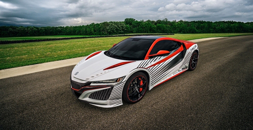 Суперкар Acura NSX станет гоночным