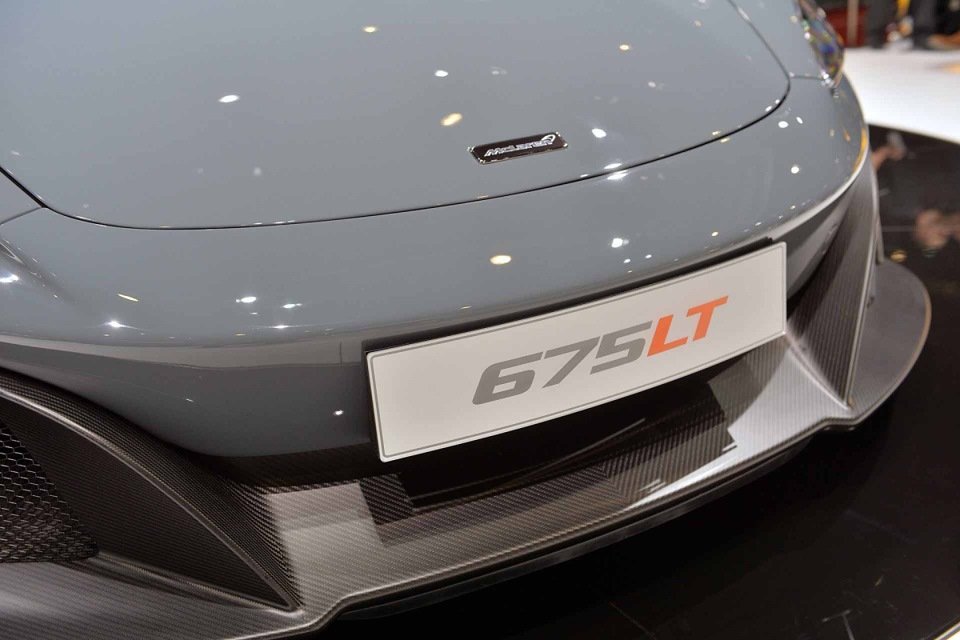 Новый McLaren станет мощнее и легче