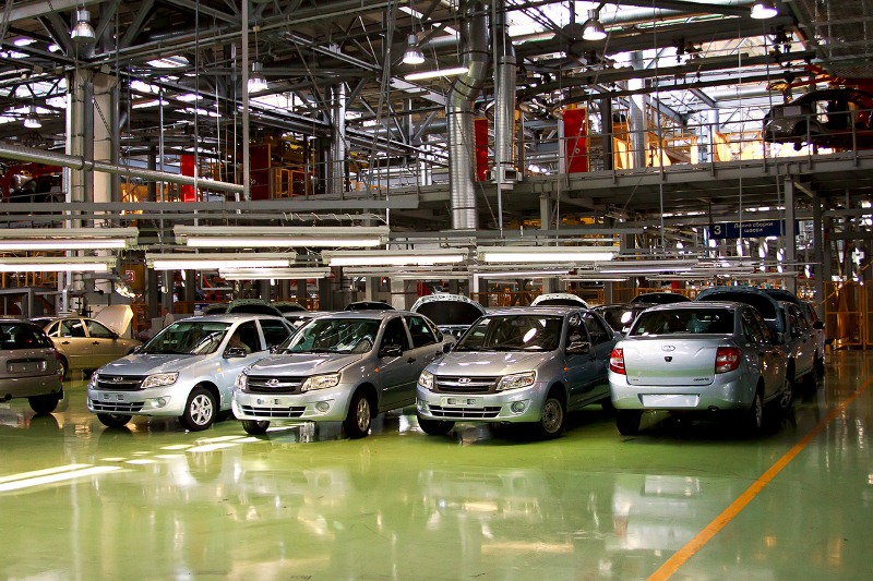 Отечественные производители автомобилей наращивают долю влияния на рынке