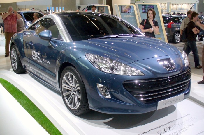 Peugeot RCZ следующего поколения появится в 2016 году