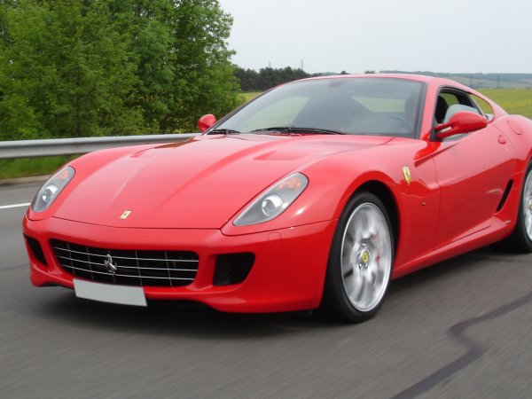 Количество выпускаемых автомобилей Ferrari будет увеличиваться