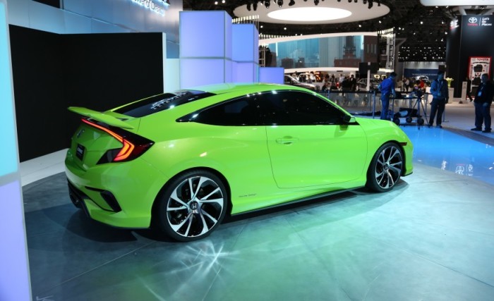Honda показала купе Civic Coupe нового поколения