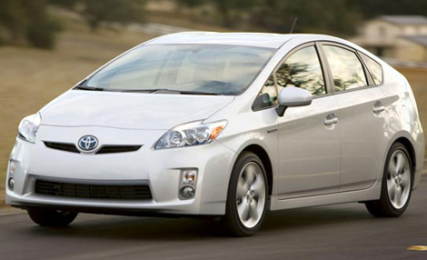 За пять лет Toyota планирует удвоить продажи гибридных автомобилей